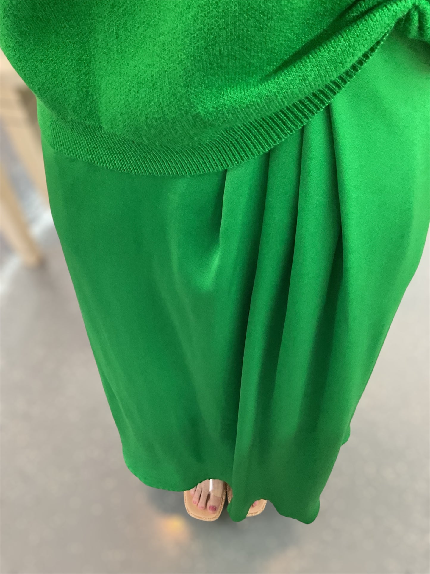 Emerald Ease Midi Dress