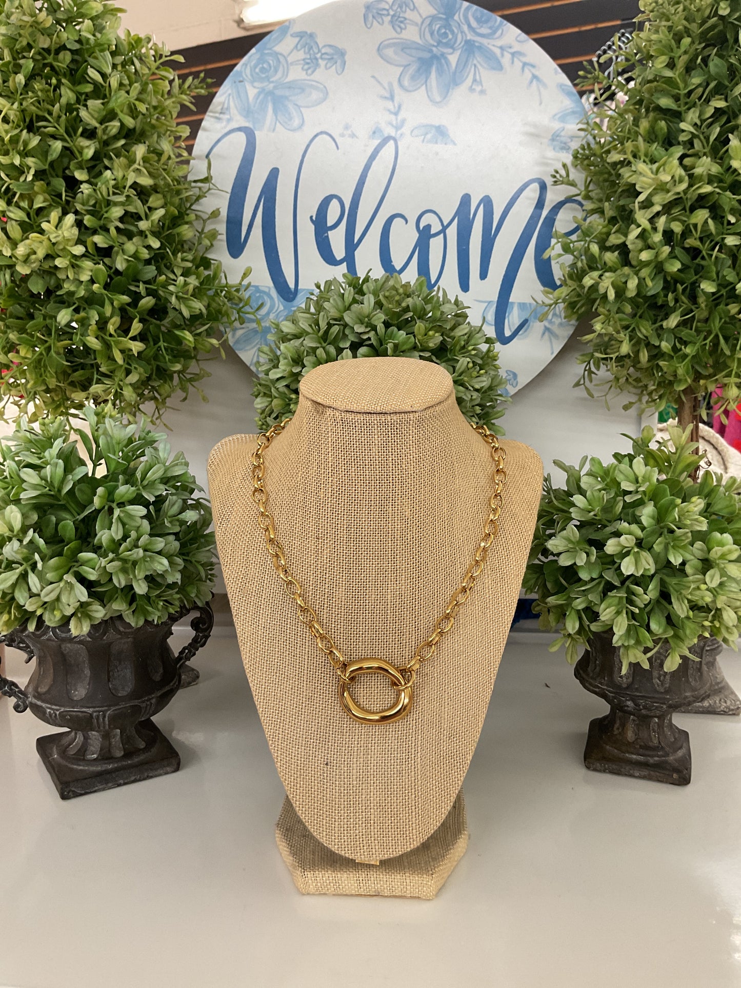Chan Sutt Pearls The Scotty Gold Necklace