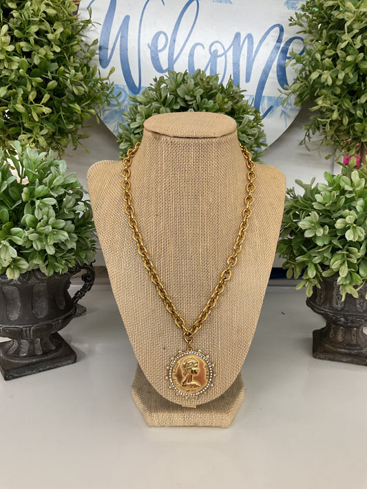 Chan Sutt Pearls Coin Necklace