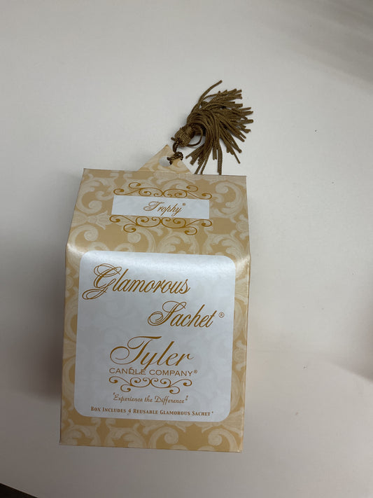 Trophy Glamorous Sachets