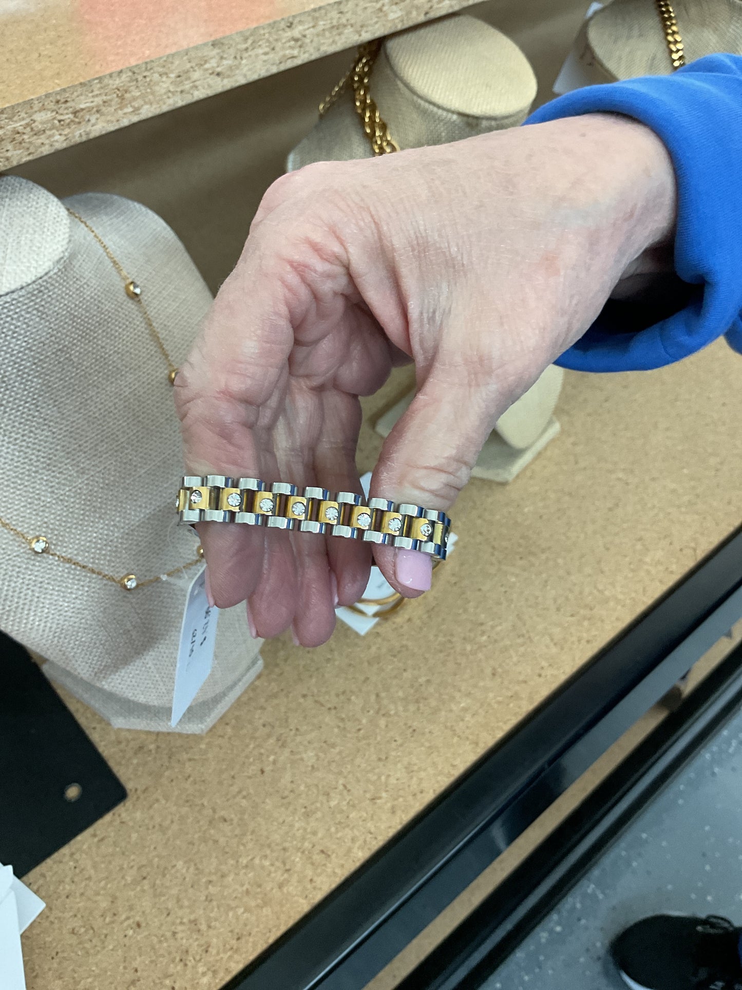 Chan Sutt Pearls Watch Bracelet