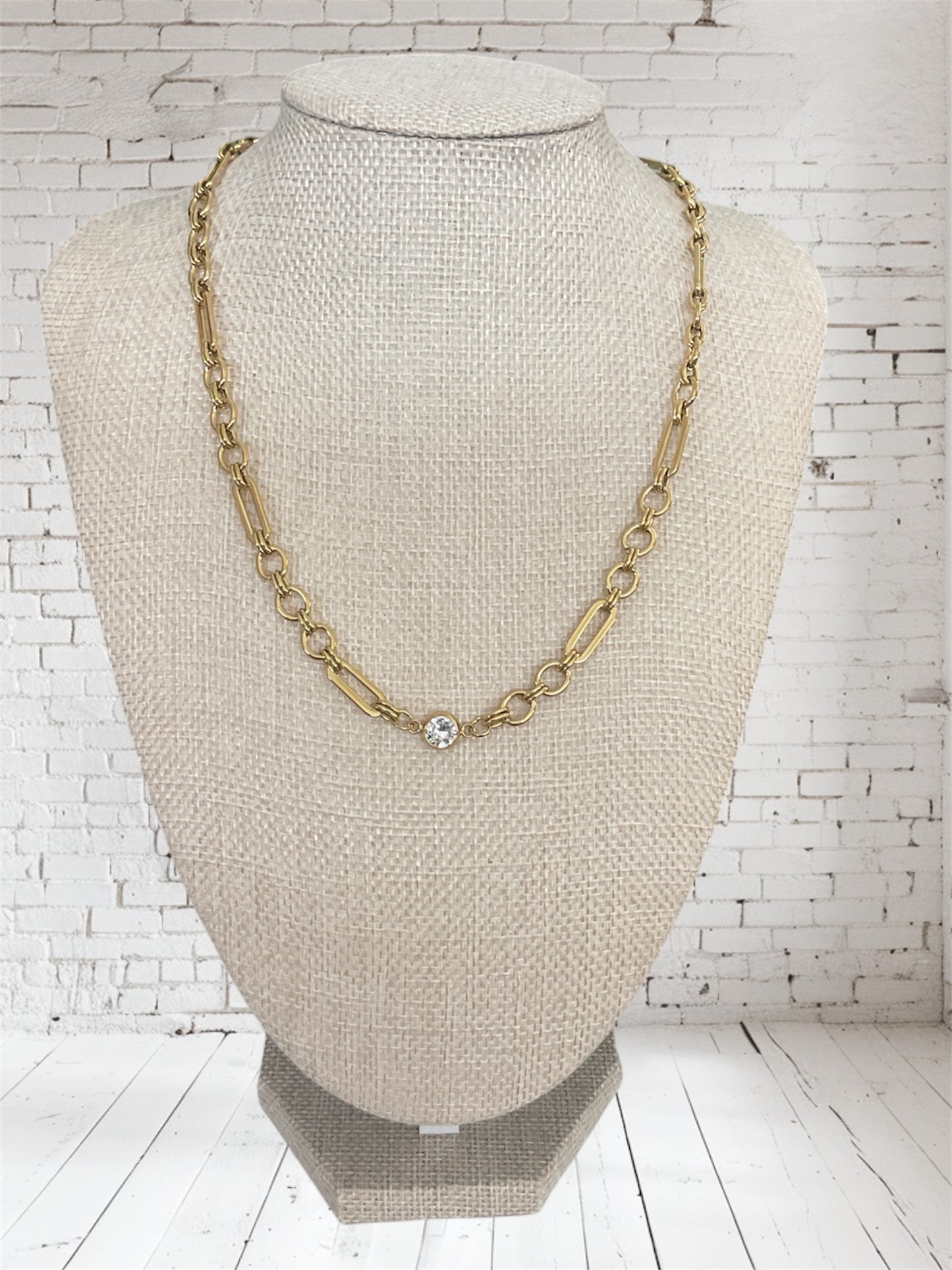 Chan Sutt Pearls Gold Melissa Necklace