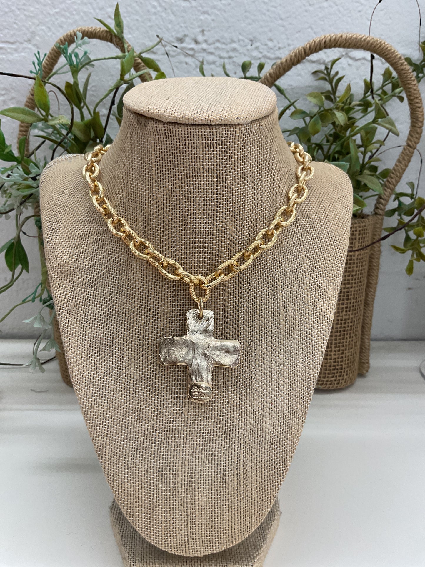 Susan Shaw Gold Necklace