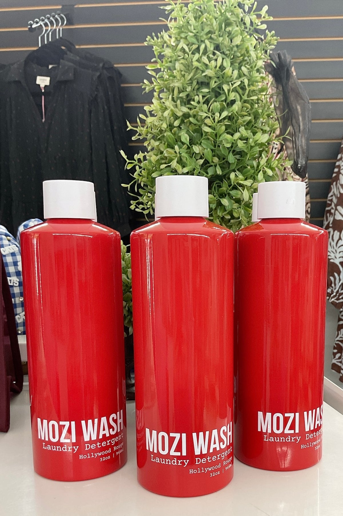 Hollywood Rouge 32oz.