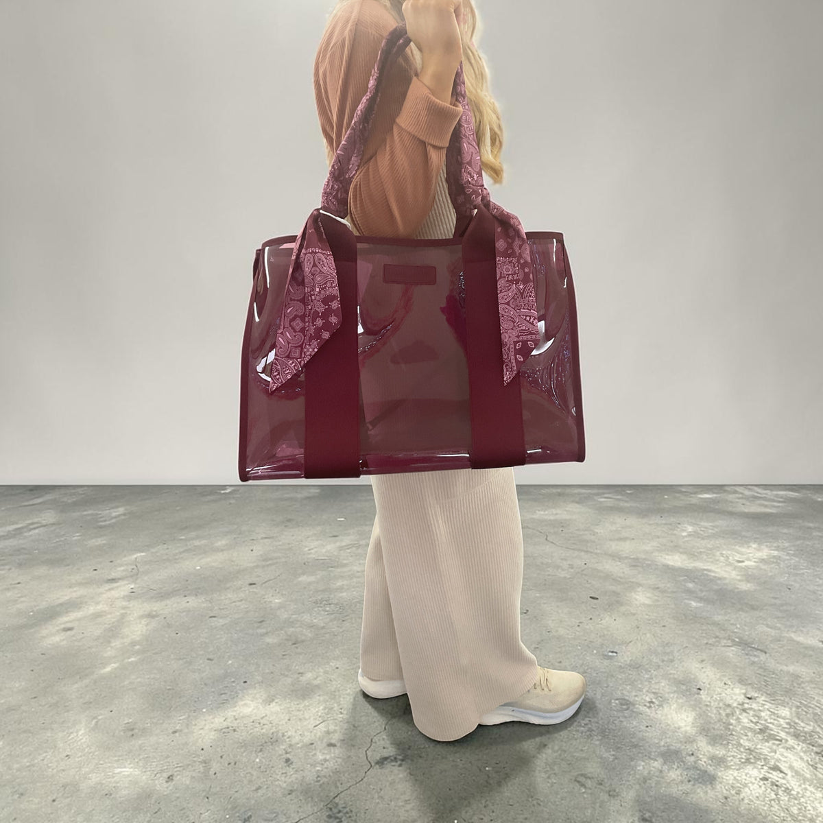 CM Burgundy Countryside Tote