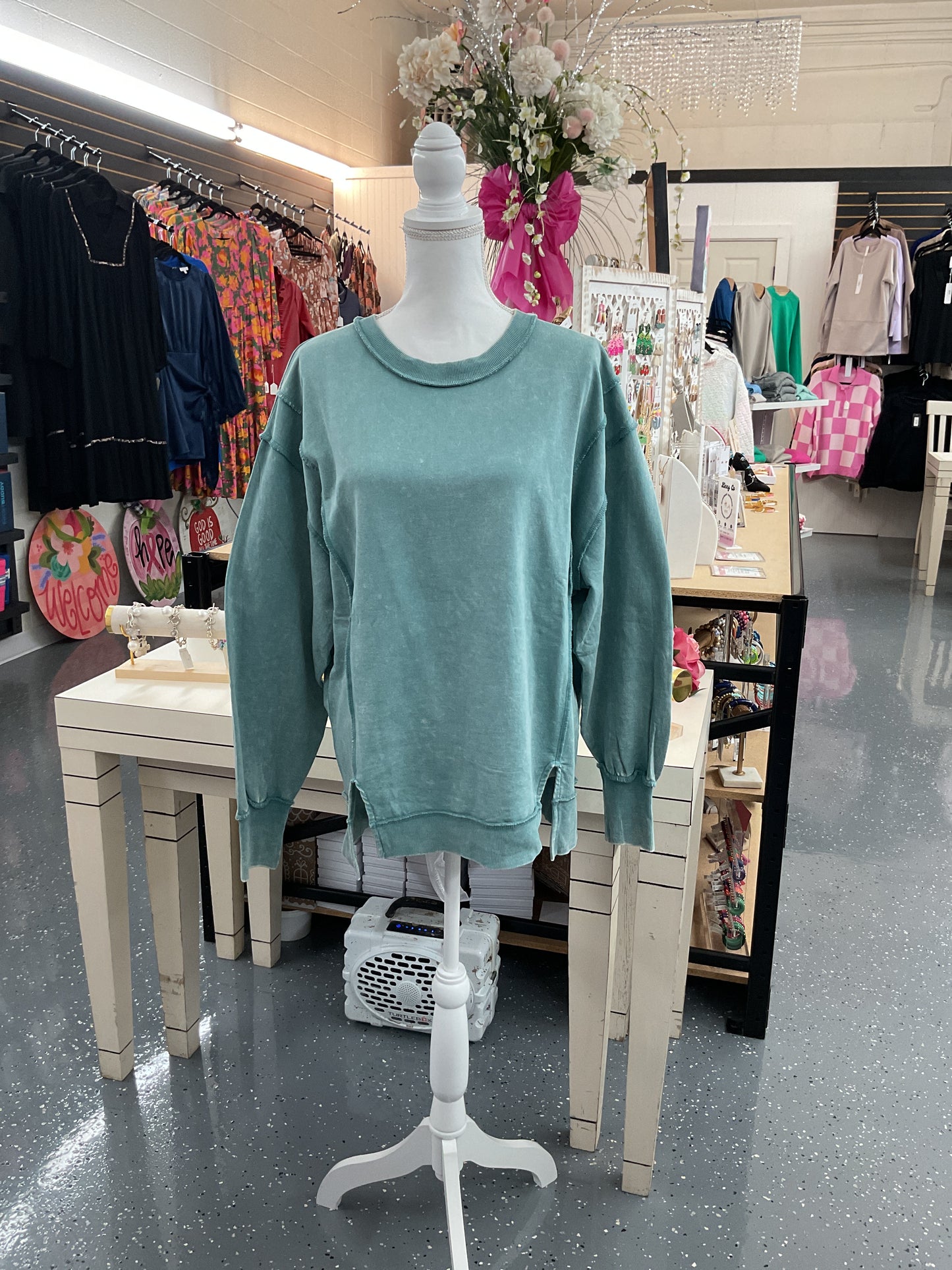 Acid Wash FT Exposed Seams Sweatshirt Ash Blue