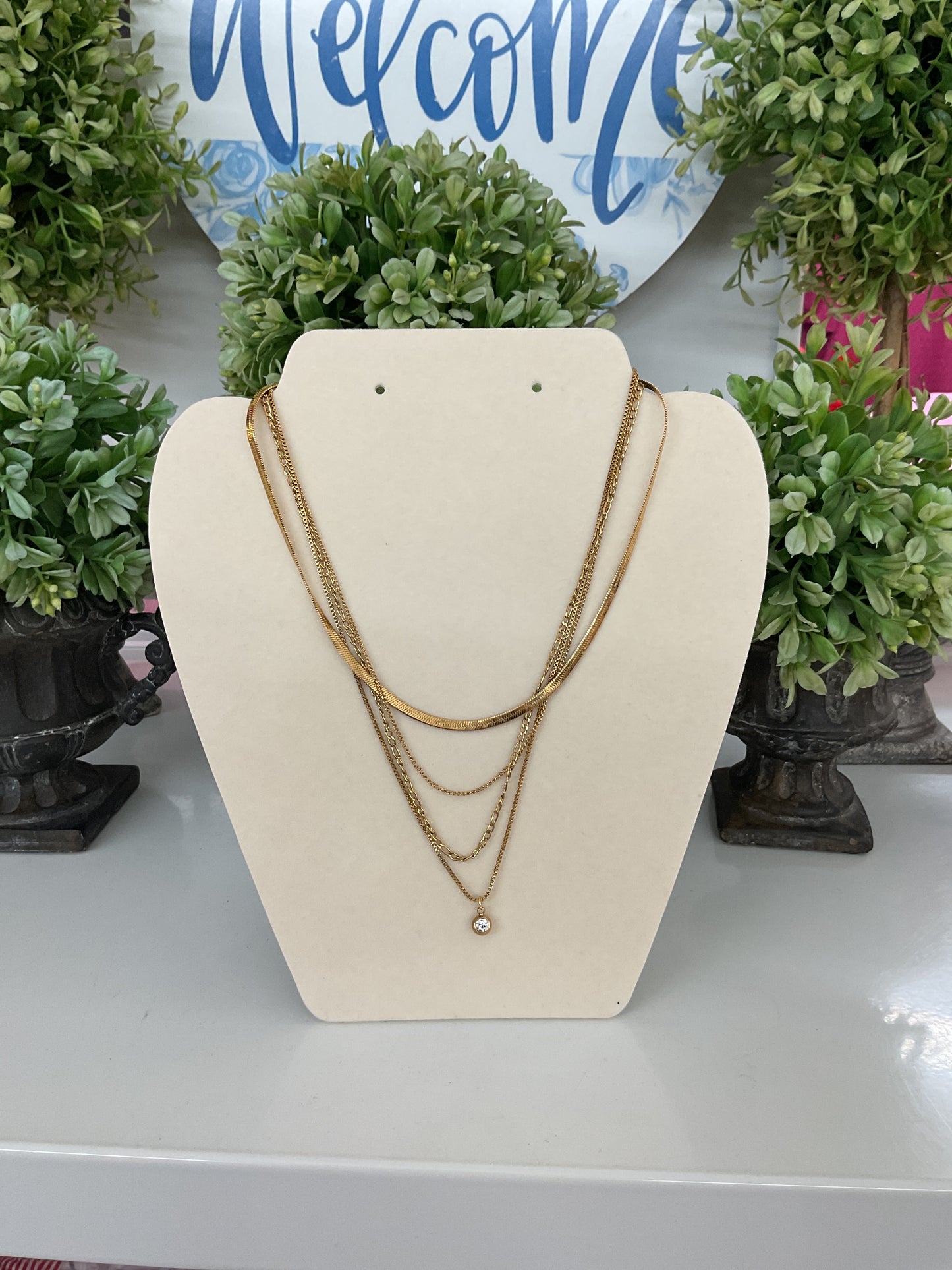 Chan Sutt Pearls Gold Miley Necklace