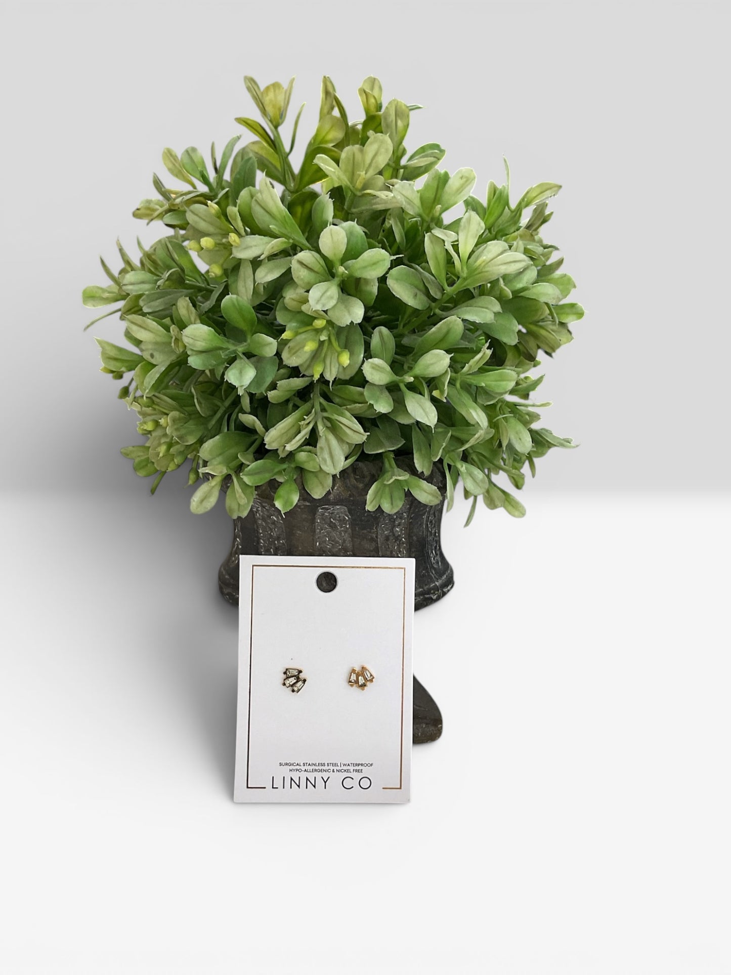 Demi Gold Linny Co Studs
