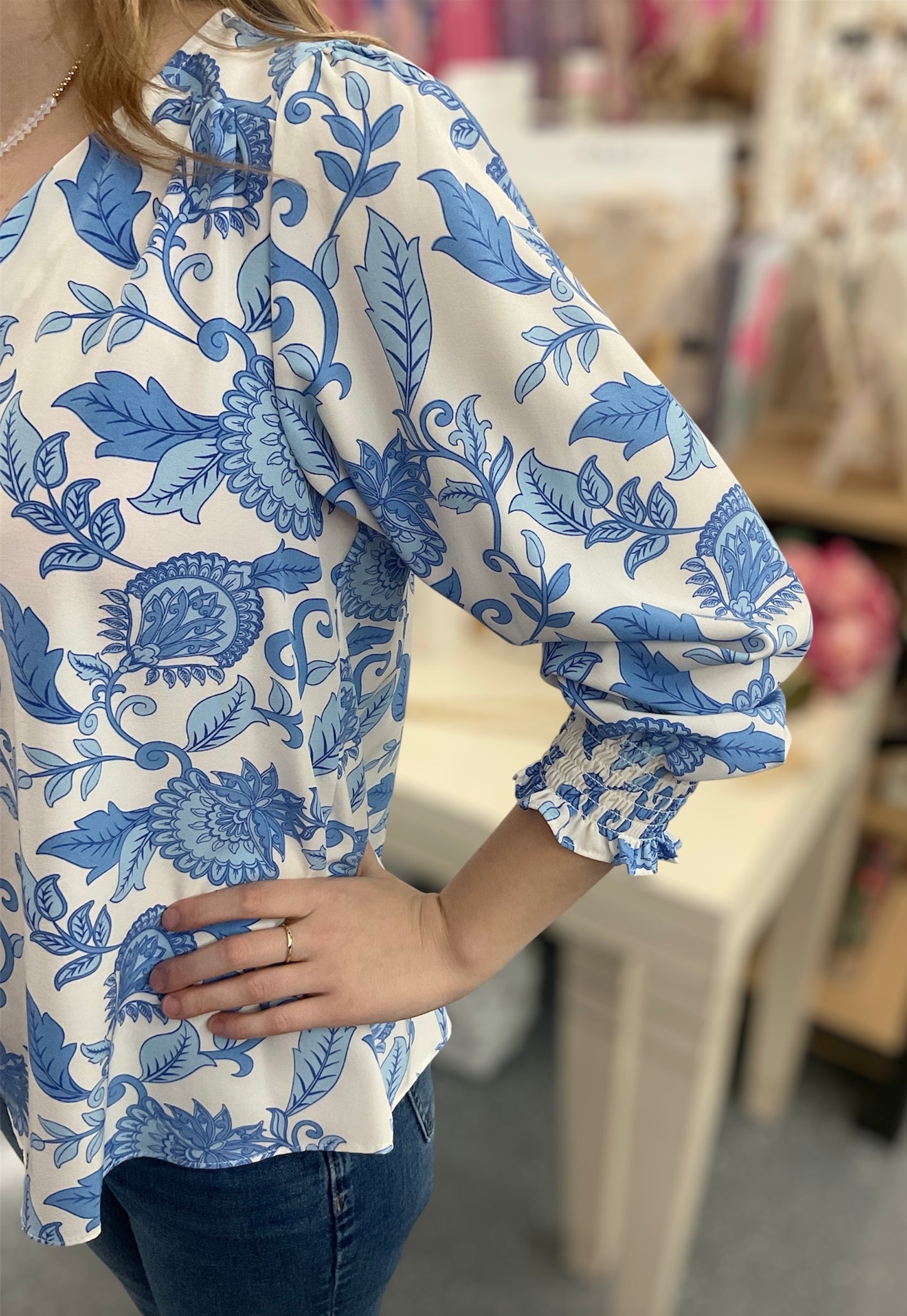MS Blue Porcelain Vines Top