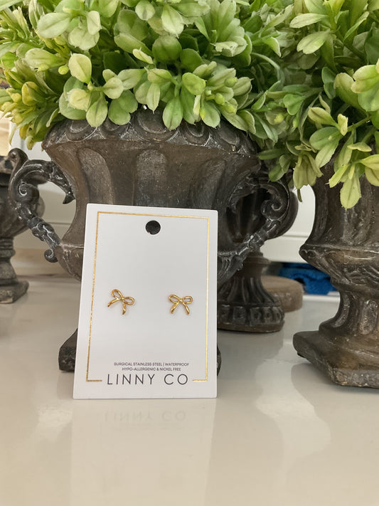 Linny Gold Bow Studs