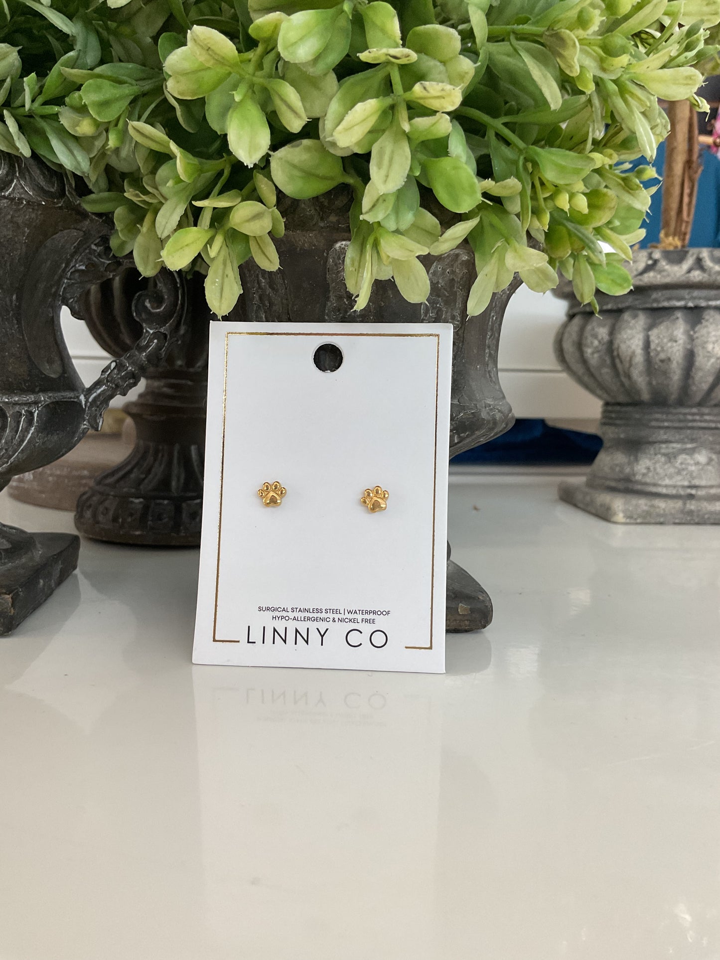 Linny Paw Print Studs