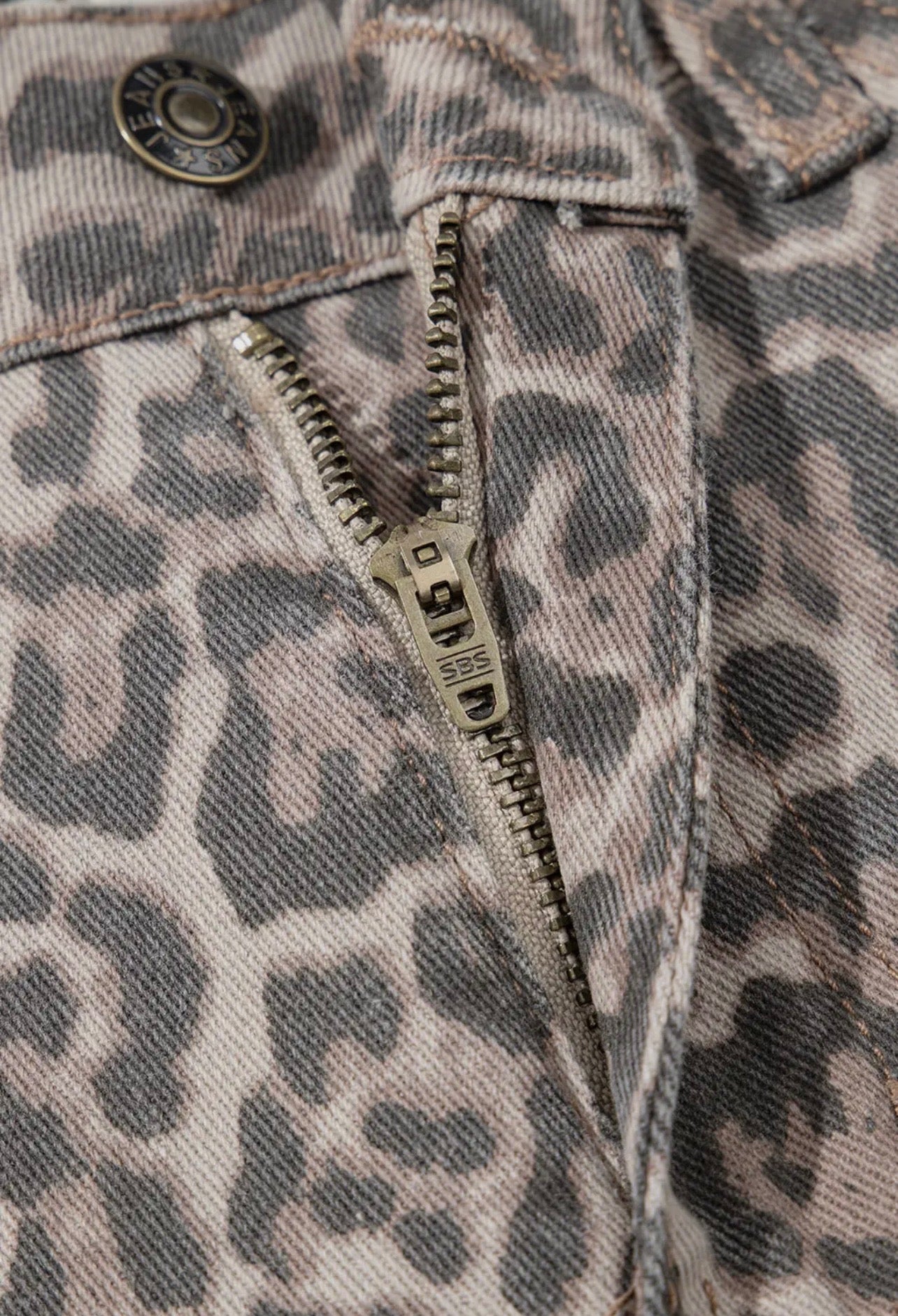 Wild Grace Leopard Jeans