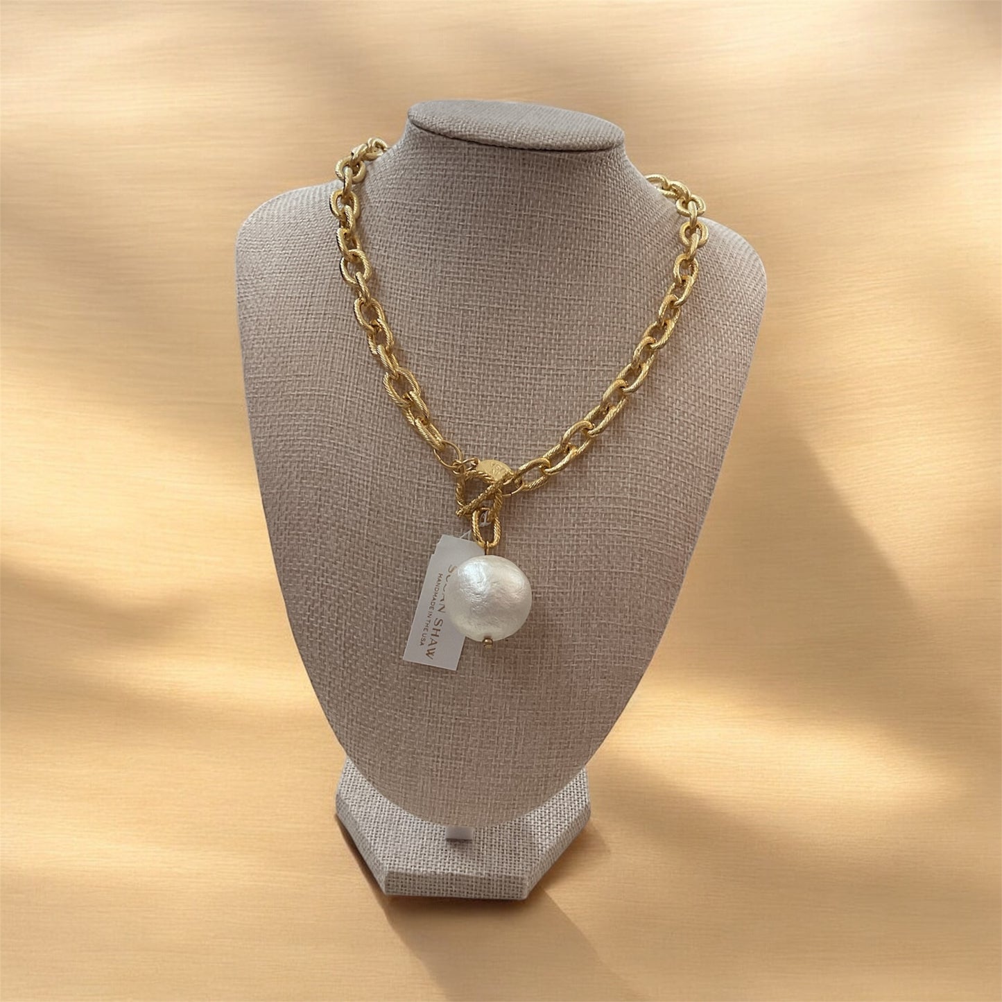 Susan Shaw Cotton Pearl Gold Toggle Necklace