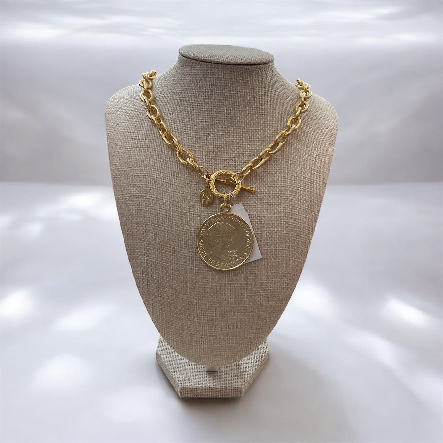 Susan Shaw Princess Diana Coin on Gold Front Toggle Necklace